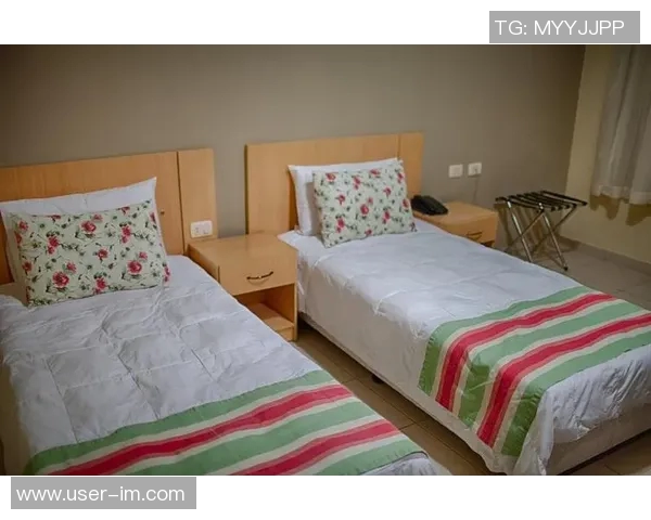 埃斯特旺与家人共同搬入新居，告别酒店生活开启新篇章