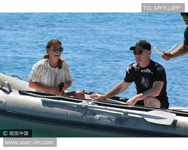 鲁尼透露左耳失聪原因竟因游艇意外滑倒缝合45针